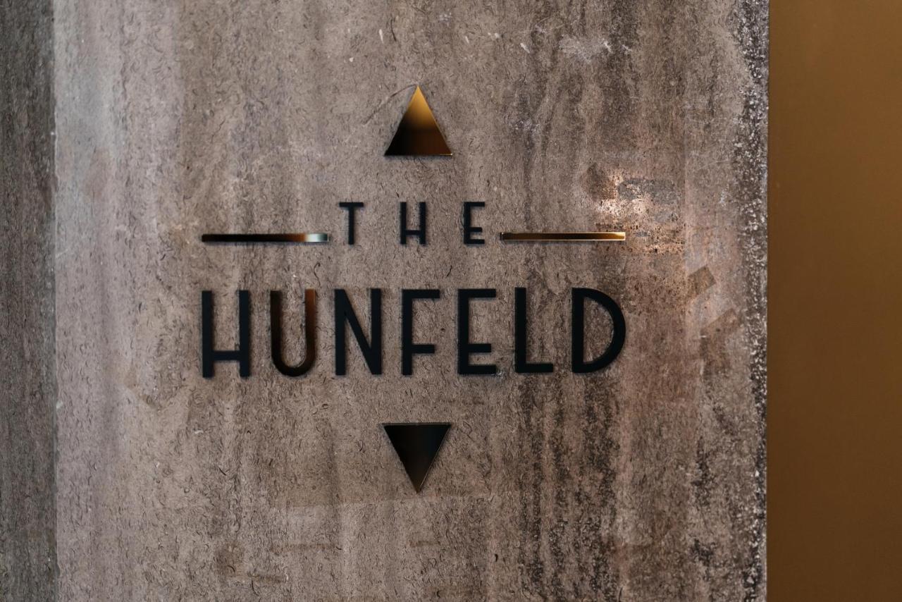 Отель The Hunfeld Утрехт Экстерьер фото